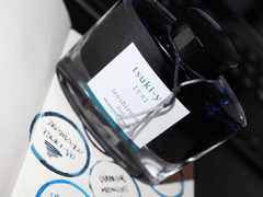 Iroshizuku Tsuki-Yo 그리고 Diamine Midnight