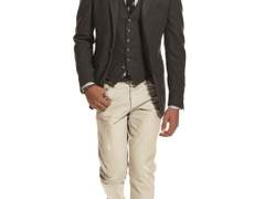 상은 주인공들에게 어울릴만한 옷과 구두들