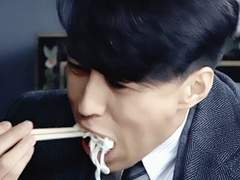 nn번째 차인 근동씨  (40세.국숫집후계자)