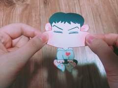 새준 볼 꼬집기 종이인형