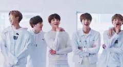 방탄이들 웃는건 최고로 예쁘지