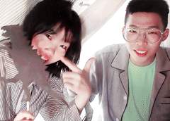 DINOSAUR MV MAKING gif