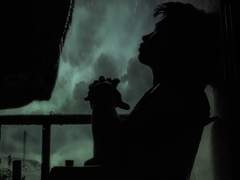 비극은 슬며시 나를 찾아오고