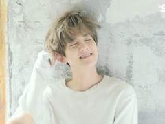 섹피 세계관 설정에 말티즈 백현