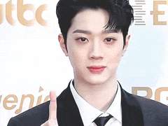 먼치킨 퇴마단 236 - 침묵을 깨고 더 높이