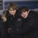 검은가지 끝에 물방울