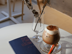 전혀 다른 戀人들