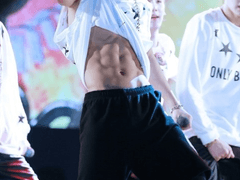 짐니 복근 부적