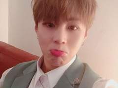 먼치킨 퇴마단 392 - You're my sunshine and moonlight