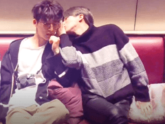 어퍼 플로어 호텔룸