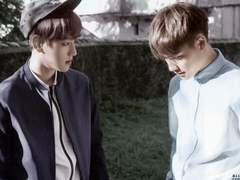 자다 일어나서 눈만 끔뻑거리며 누워있다가 갑자기 생각나서 조각으로 적으려다 실패한 백도