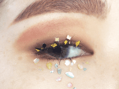 페로님 모티브 메이크업