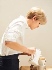 [찬백] 라떼보다 더 달게