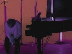 그걸 저기 묶어놔