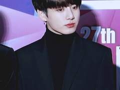 슈퍼스타 민윤기 ♥ 전정국