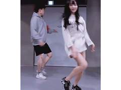 [방송] Keeping your head up 유아