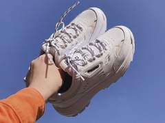 고쿠츠나 릴레이소설