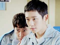 딱딱한 유대위와 자낮 한양이가 만났으면_2