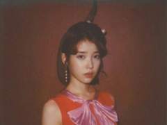 꽃 피는가 싶더니 꽃이 지고 있습니다