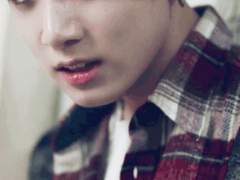 당신의 눈빛은 나를 잘 헐게 만든다