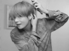 가면속의 어떤 것 45