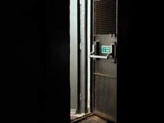 [루시산] 한 밤 중의 Door 4