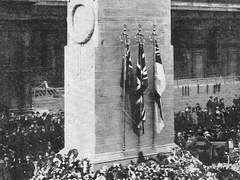 [레뷰스타] 죽은 무대소녀들을 위한 세노타프 (中)