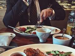 아저씨와 아가씨