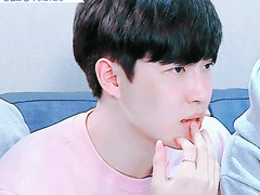 먼치킨 퇴마단 624 - 넋 나간 내 모습에 헛웃음 짓는 거