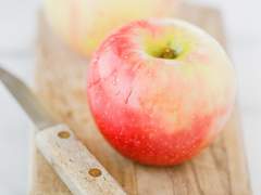 [영궁캐스] 사과 한 알짜리 사과는 입맞춤 한 번