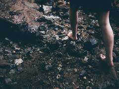 내가 사망의 어두운 골짜기를 지나갈지라도