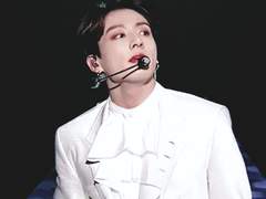 [국뷔]연예인 전정국, 코디 김태형 2