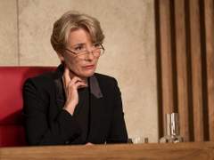 [영화 칠드런 액트/ 스포 주의] SHE