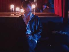 한 번쯤은 눈을 감고 가시밭길을 걸어 보아라.