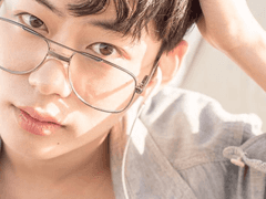 당신의 그리움 방 한 켠에 머리 대고 누울 것입니다.