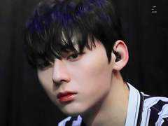 시간과 시간의 틈에서 나는 영원히 정신을 잃는다