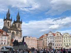 Yellow street lamp 2