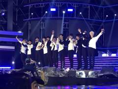 엑스원 첫 음악방송 1위