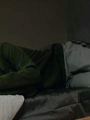 너는 대답이 없고