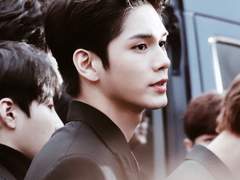 먼치킨 퇴마단 695 - 만화 속 주인공처럼 무찔러 버리지