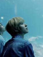 무너질 것 같으니 잠시 너 좀 빌릴게