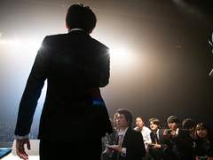 2019.11.08 월피스 카터 하루마키고항 등 게스트도 등장한 2년 만의 원맨 『2019년도 월피스 사 "대" 주주총회 』를 리포트 추가 공연도 내년 1월에 결정!