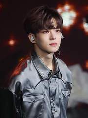 [그러니까 결혼을 왜 해요, 게이 주제에]