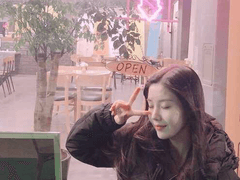 190128 22:00 나..사랑스러워..?요..?