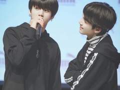 [국슙] 잡아줘 (Hold Me Tight) 28