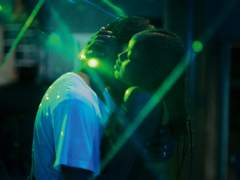 [애틀랜틱스]와 [82년생 김지영]