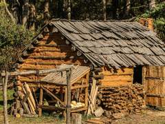 사냥꾼의 새해 1 : 靈輀旣駕