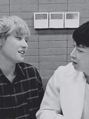 저랑 결혼식장 안 가실래요