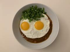 카라멜화 양파와 일본식 카레