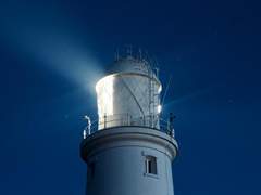 [Cecil] 반反-투명